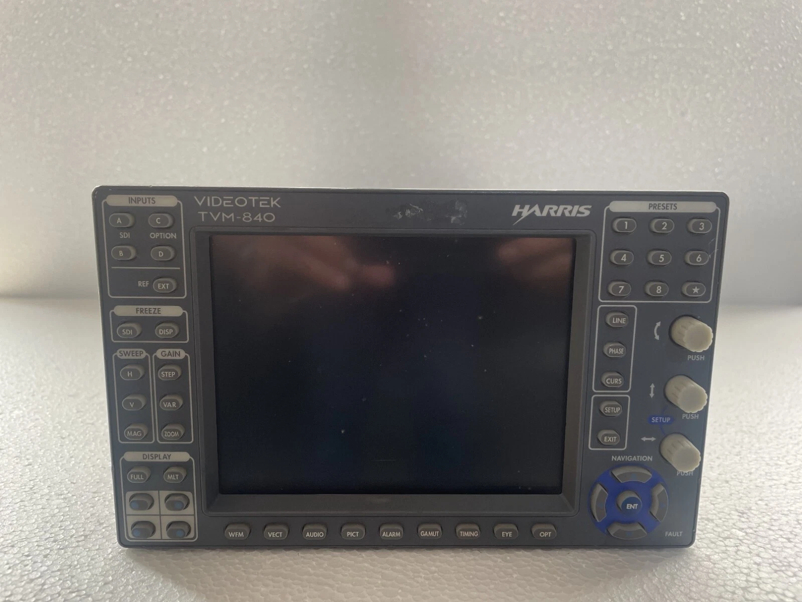 Tektronics TVM-840-E Multi-format SD-SDI video and audio signal analyzer